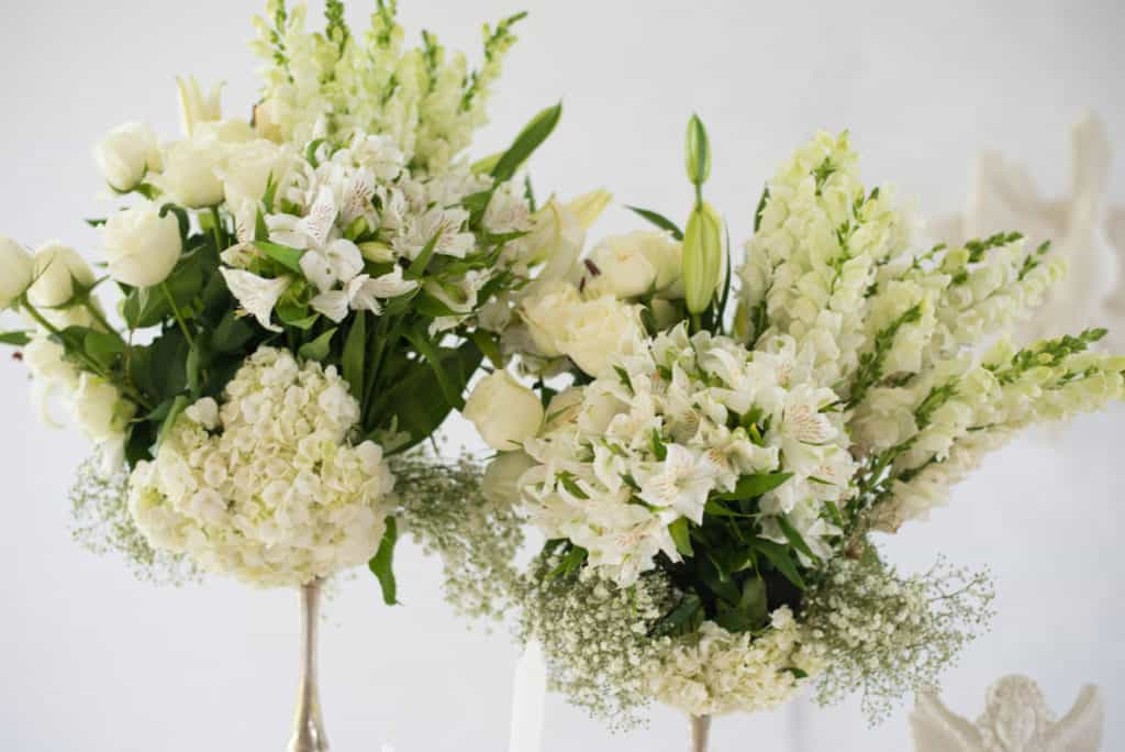 How to Select Symbolic Flowers for Religious Events and Cultural ...